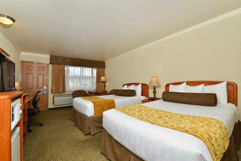Best Western Holiday Hotel Coos Bay Kültér fotó